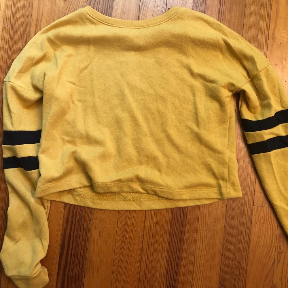 Active Crop Sweater